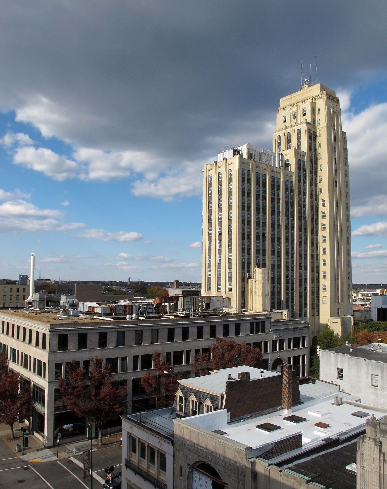 Central National Bank -- 282 feet